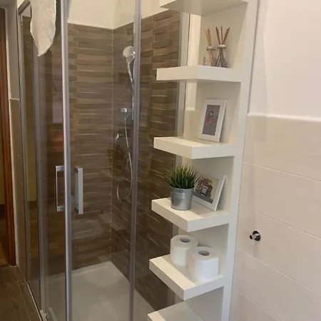 Casina Pian Di Monetto Alloggio per agriturismo *